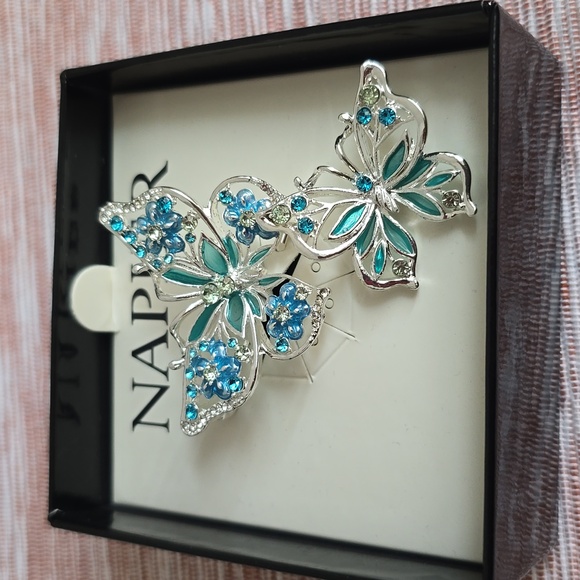 NAPIER BRAND BEAUTIFUL BUTTERFLIES FASHION JEWELRY PIN/ BROOCH - Picture 2 of 9